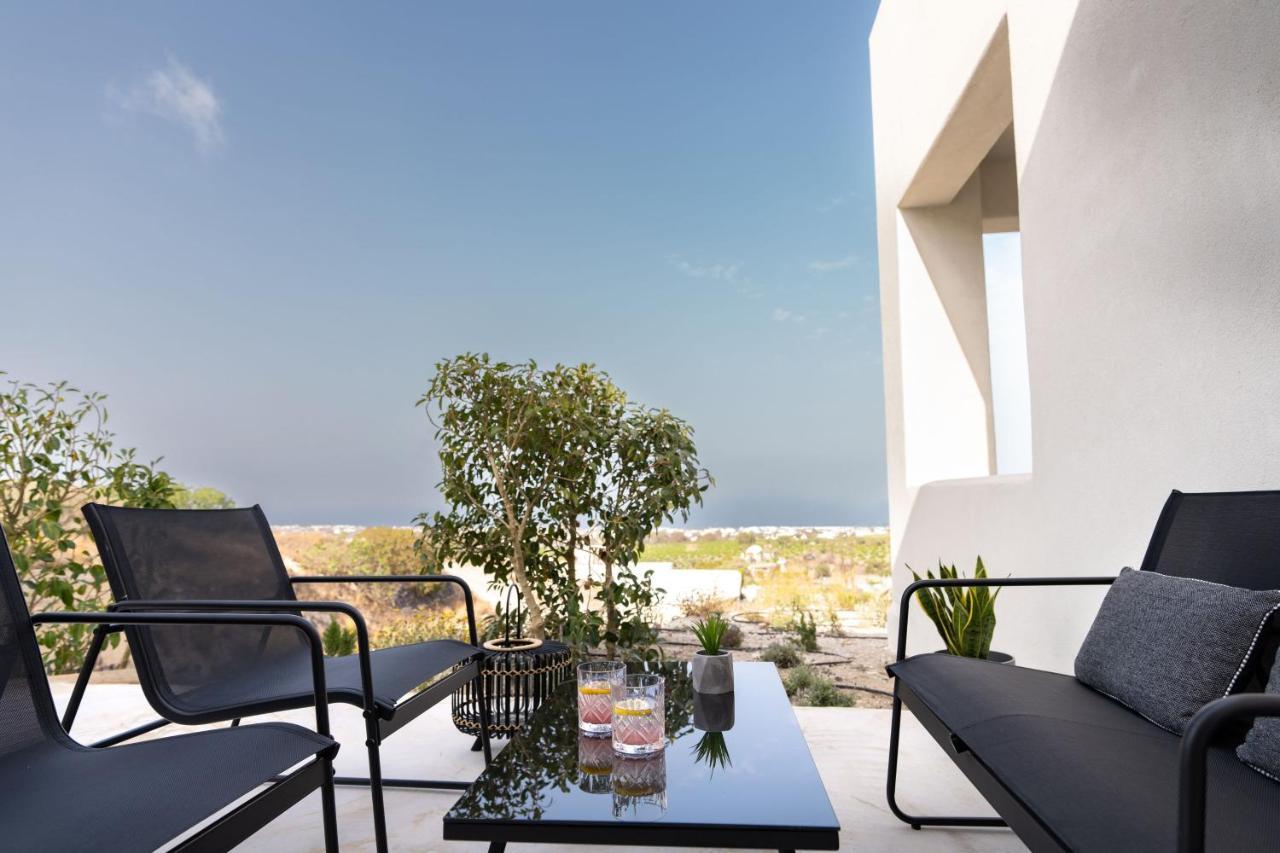 Pýrgos Maeva Suites Santorini מראה חיצוני תמונה