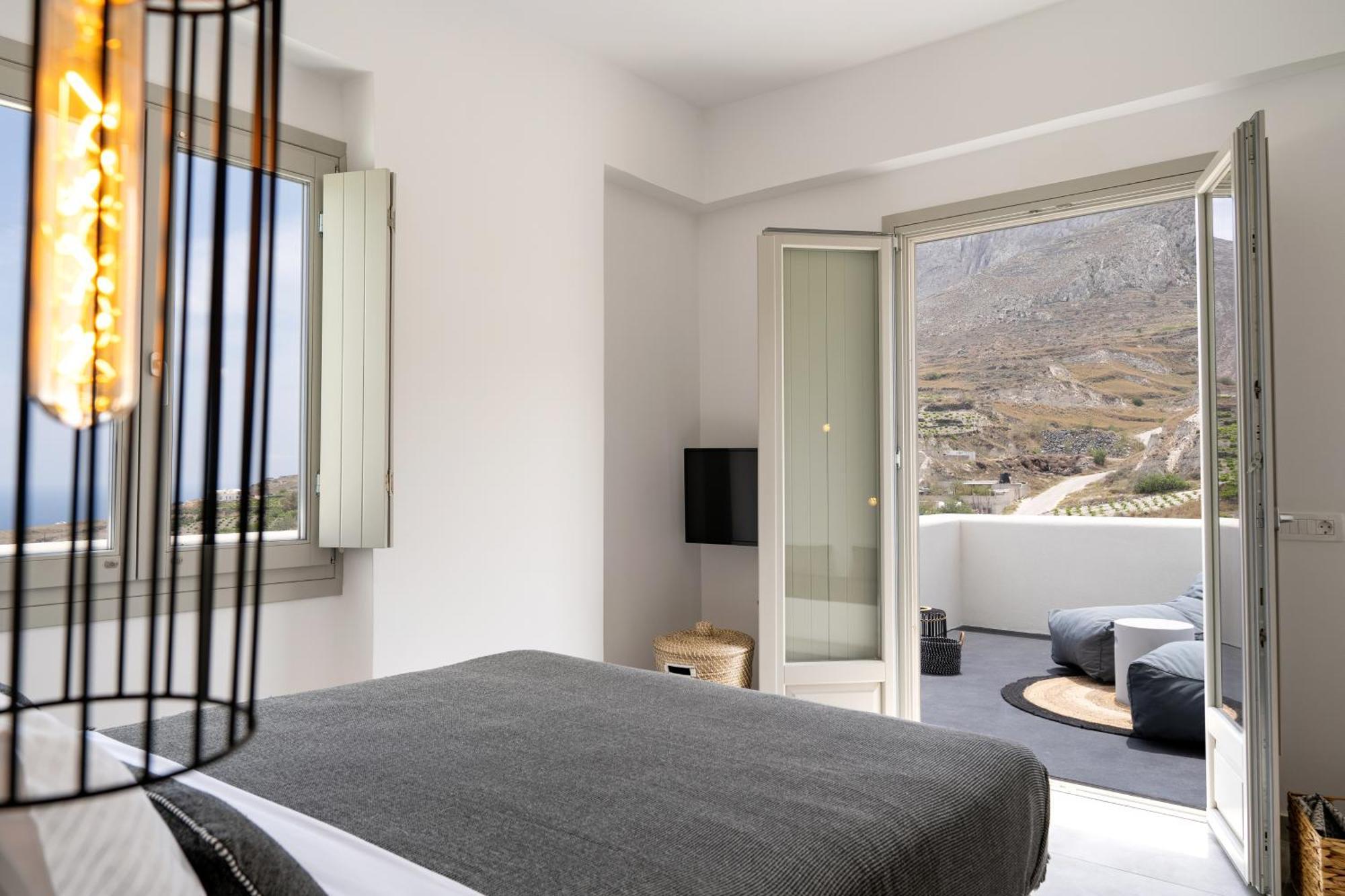 Pýrgos Maeva Suites Santorini מראה חיצוני תמונה