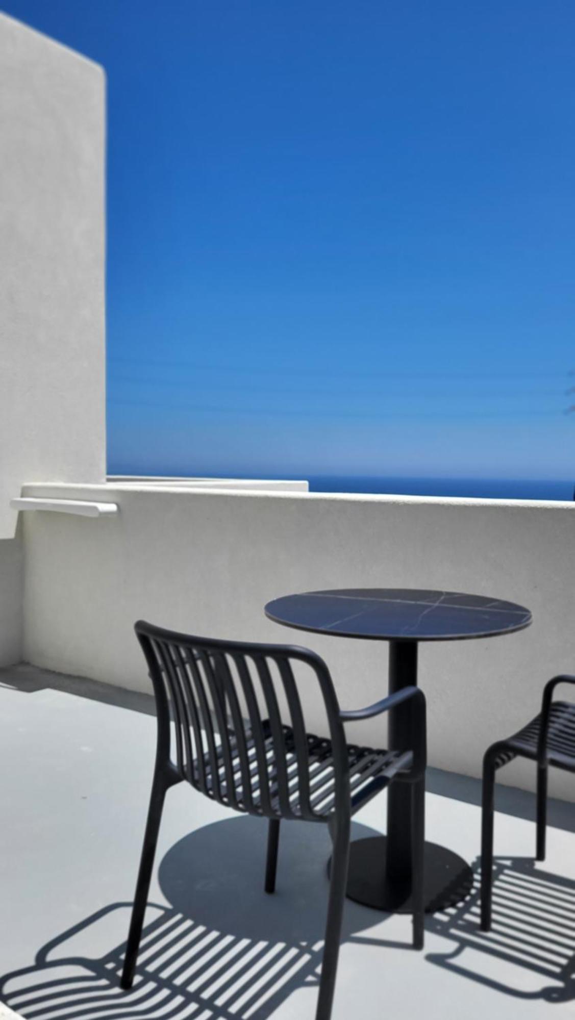 Pýrgos Maeva Suites Santorini מראה חיצוני תמונה