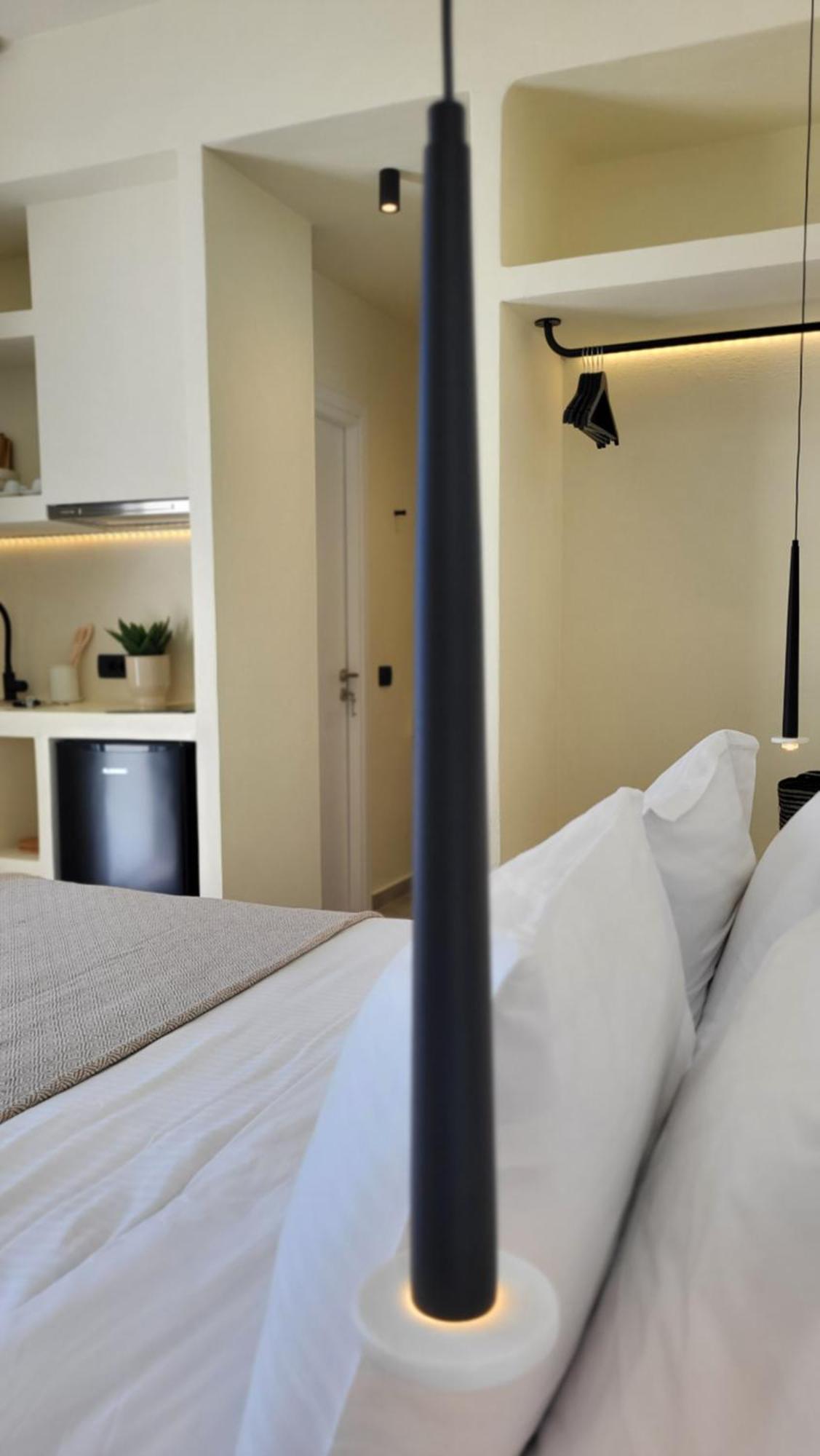 Pýrgos Maeva Suites Santorini מראה חיצוני תמונה