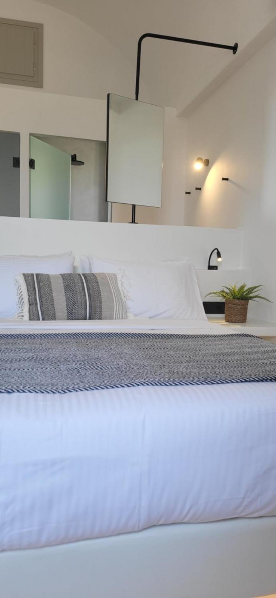 Pýrgos Maeva Suites Santorini מראה חיצוני תמונה
