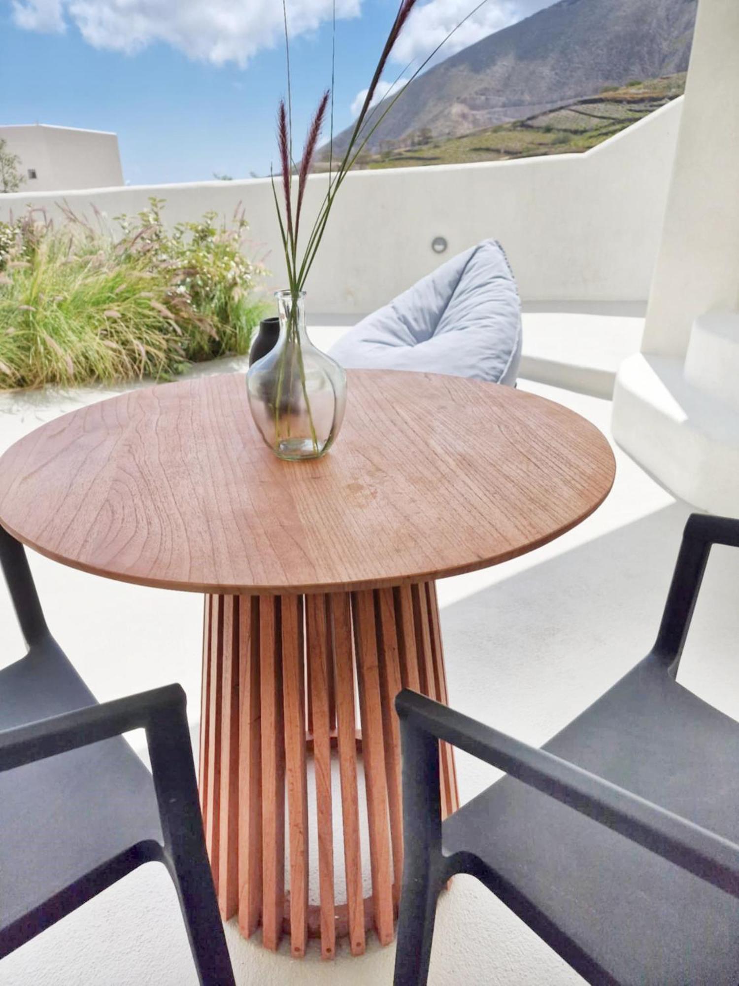 Pýrgos Maeva Suites Santorini מראה חיצוני תמונה